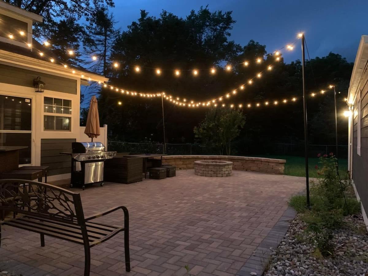 The Lucky Charm Home Of The Fighting Irish! Bbq Outdoor Games Coffee เซาท์เบนด์ ภายนอก รูปภาพ